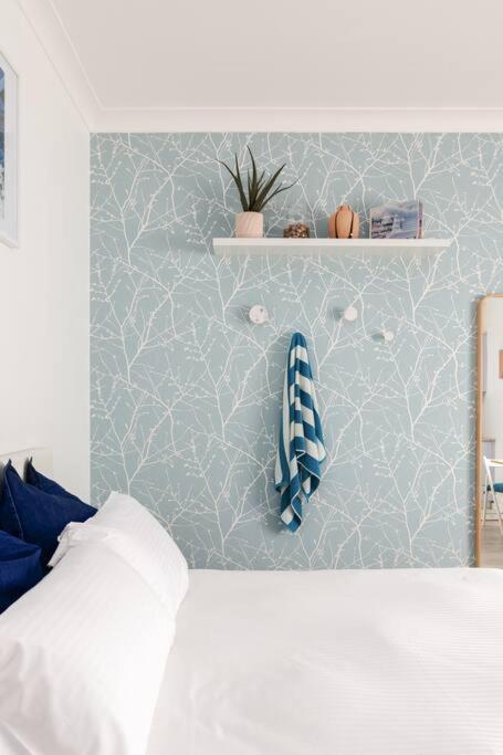 Front Ocean Breeze With Aircon Apartment Sydney